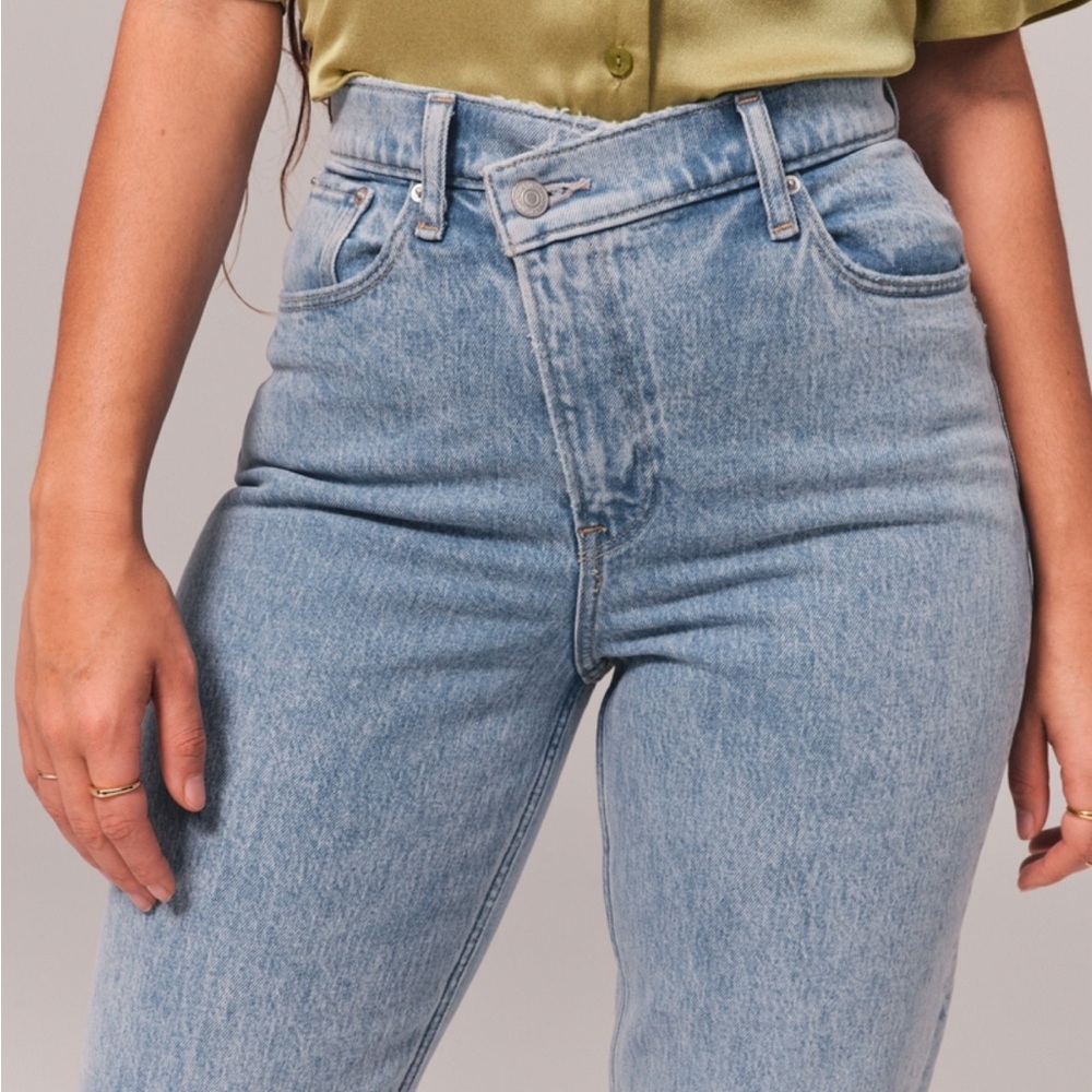 Abercrombie straight leg curve love crisscross waistband